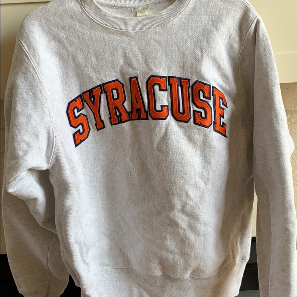 Small Champion Women’s Sweatshirt